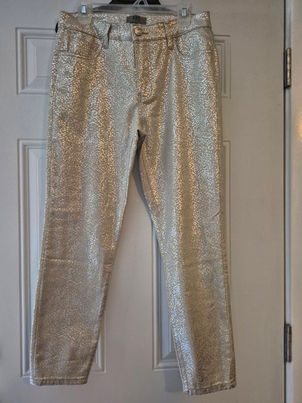 Kut High Rise Jeans.Size 8. Sparkles. New